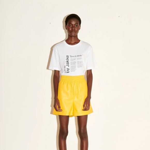 Jakke Frances Short in Amber